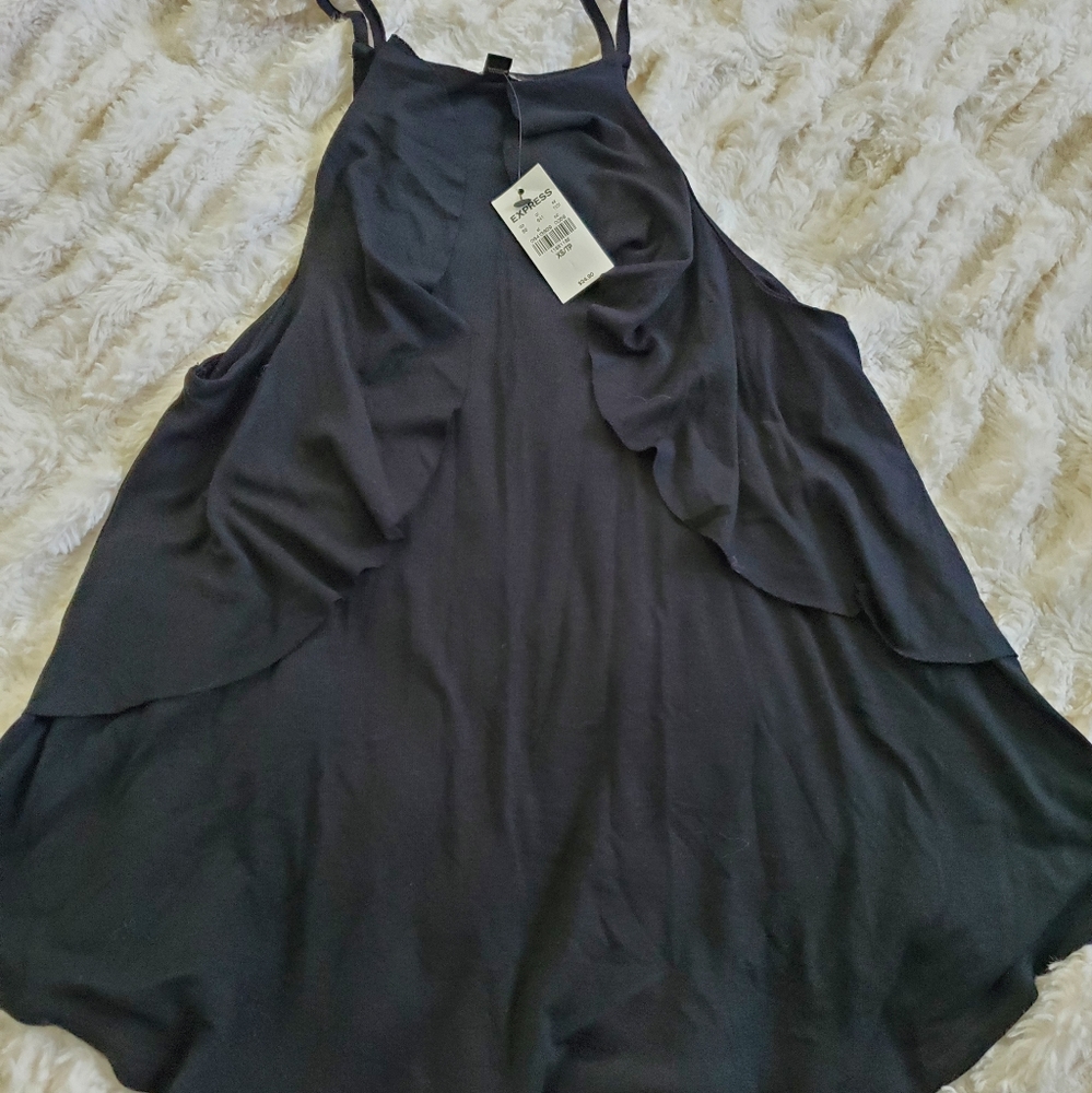 Express Ruffle Cami - Picture 2 of 8